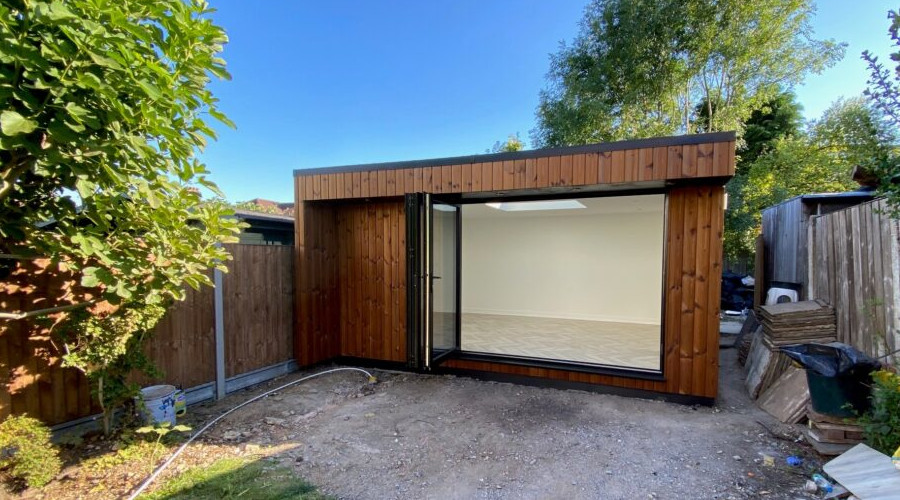 A Fast and Easy Approach to Garden Buildings